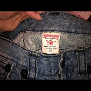 A pair of true religion jeans 👖 size 36
